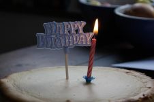 简单生日蛋糕的祝福贺词
